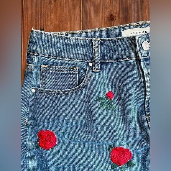 PACSUN Women’s Size 28 Embroidered Medium Wash Denim Mini Skirt • Raw Edge Hem - Picture 4 of 15